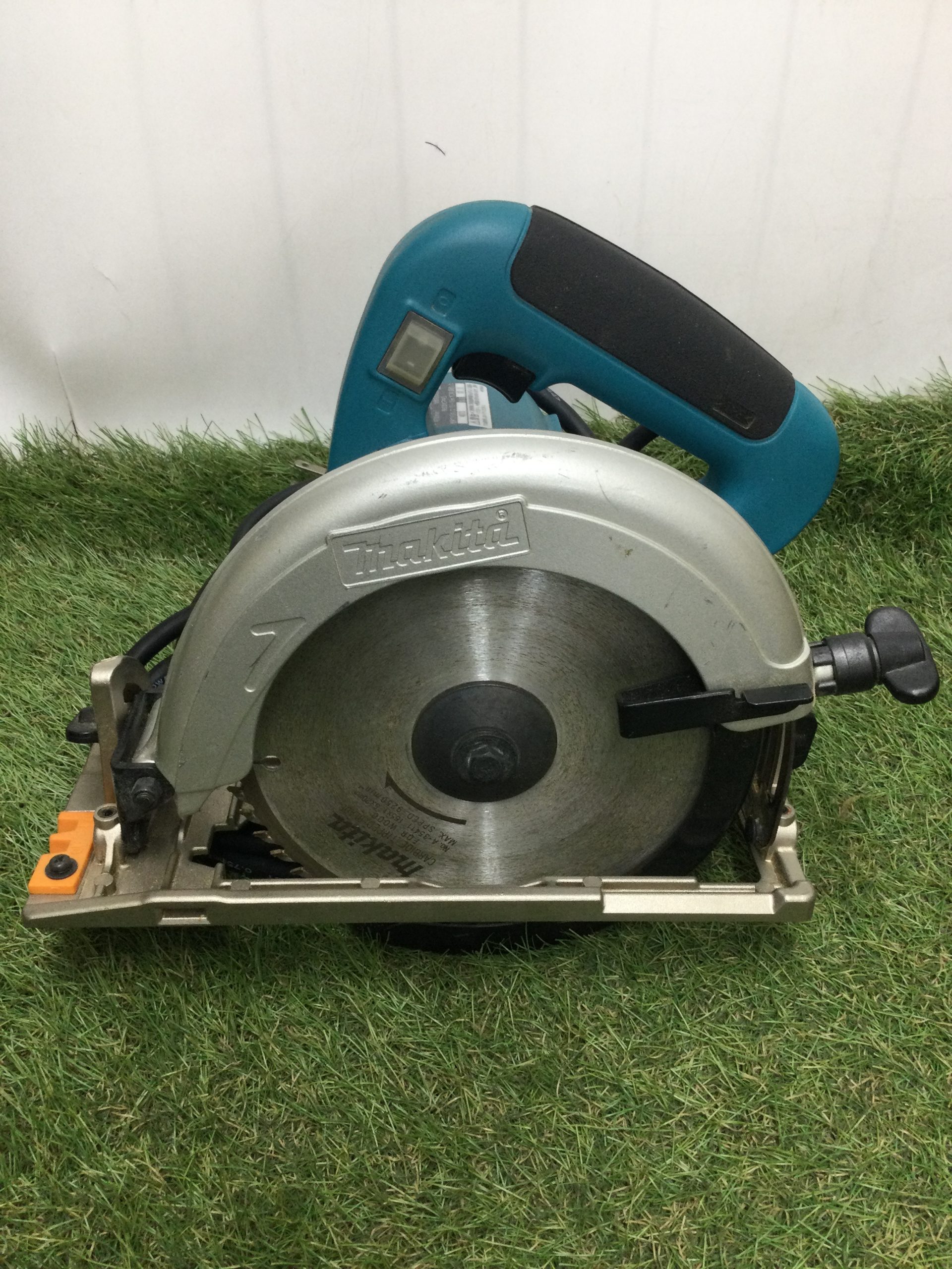 買取実績】makita 165mm電気マルノコ 5632BLAをお買取いたしました