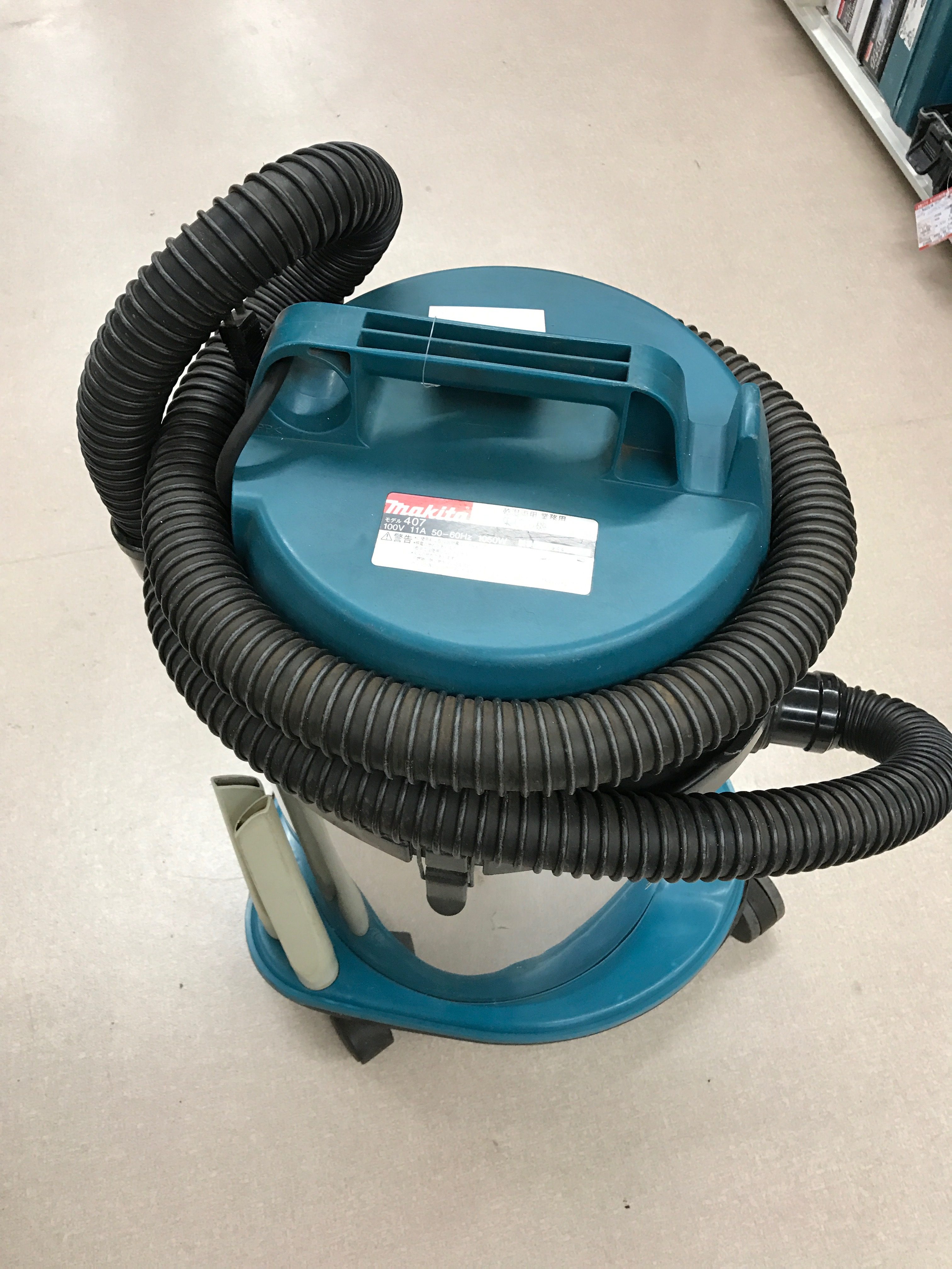 マキタ(Makita) 携帯用集じん機 421S(P) :20200419213631-03774