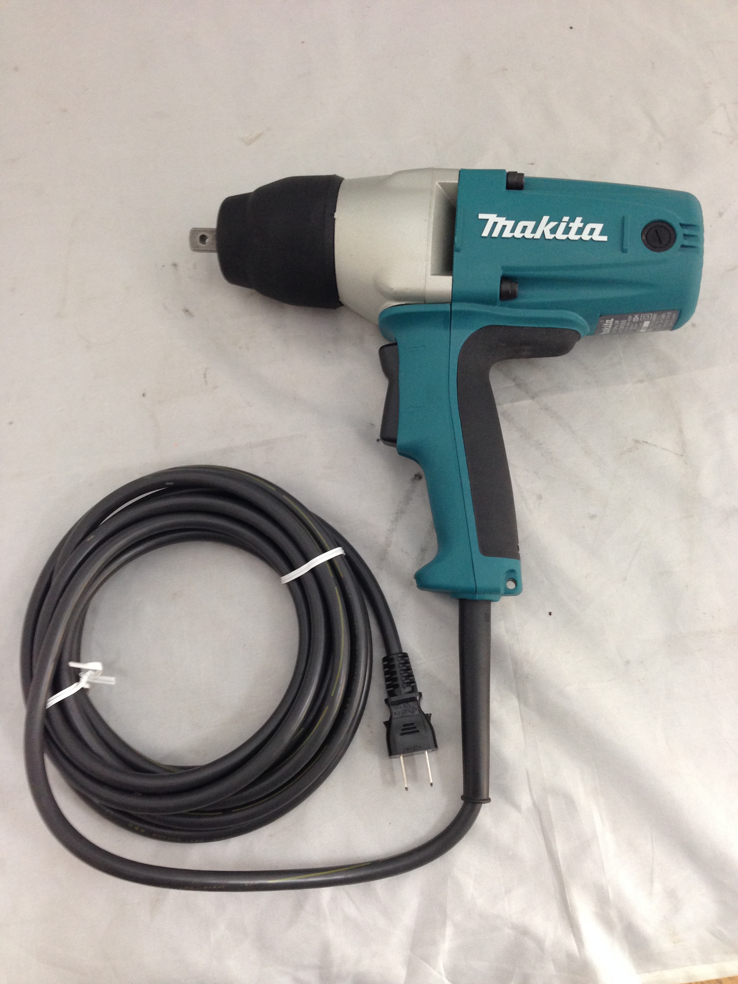 マキタ(Makita) インパクトレンチ TW0250SP :20230624181359-01315