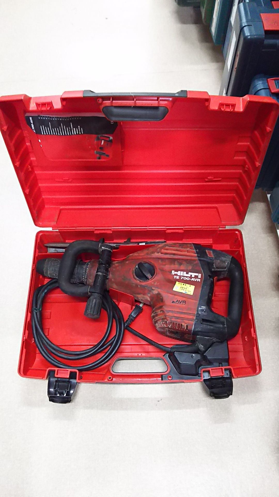 工具買取王国西春店】HILTI 電動ハツリ機 TE700AVR 買い取りました！  愛知・清州市・西春・江南市・一宮市・扶桑町・小牧市・春日井市・犬山市・岩倉市・稲沢市・あま市・岐阜市・大垣市・各務ヶ原市・岐南町・名古屋市・岐阜・三重で 電動工具の買取りは リサイクル ...