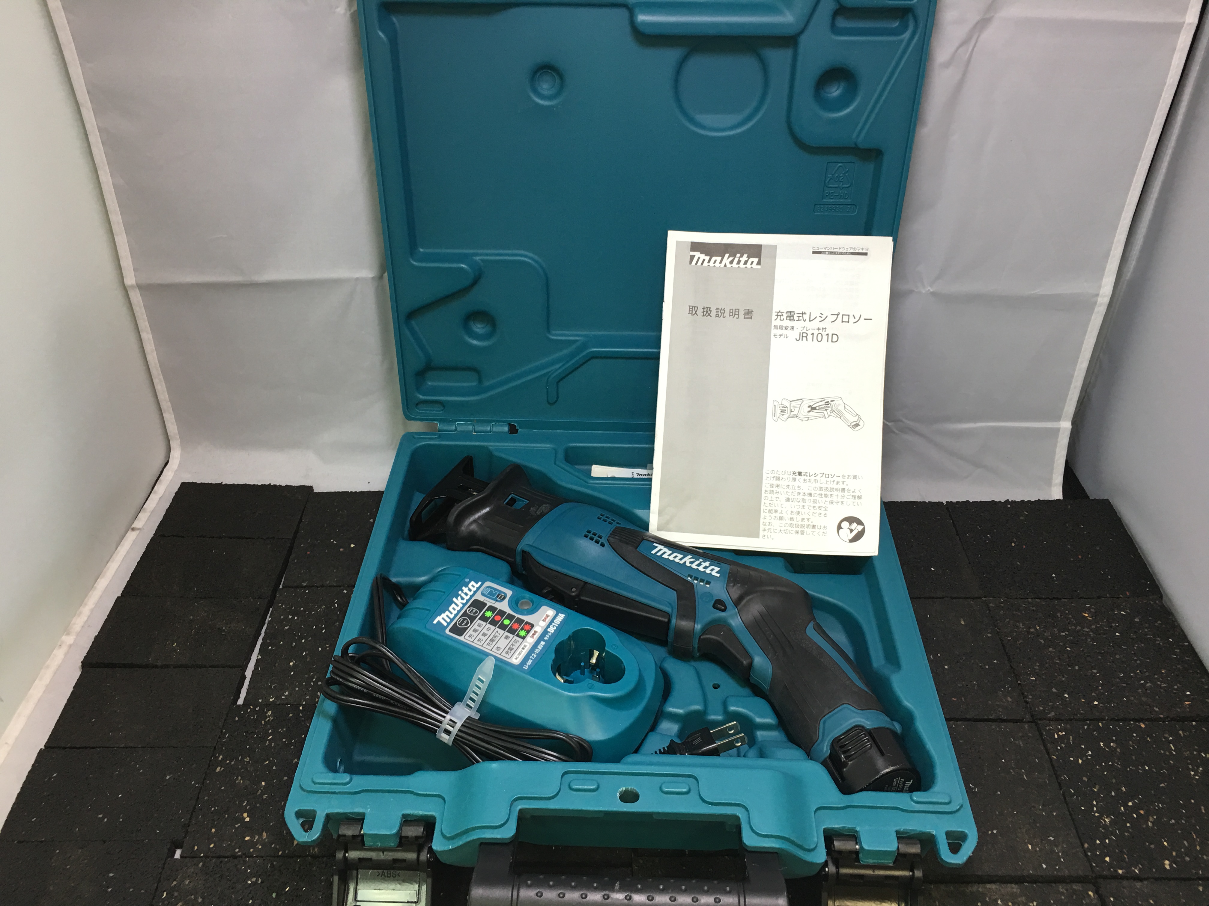 【工具買取王国蟹江店】makita 10.8V充電式レシプロソー JR101DW 取いたしました！！ 蟹江町・愛知県・名古屋市・あま市・津島市