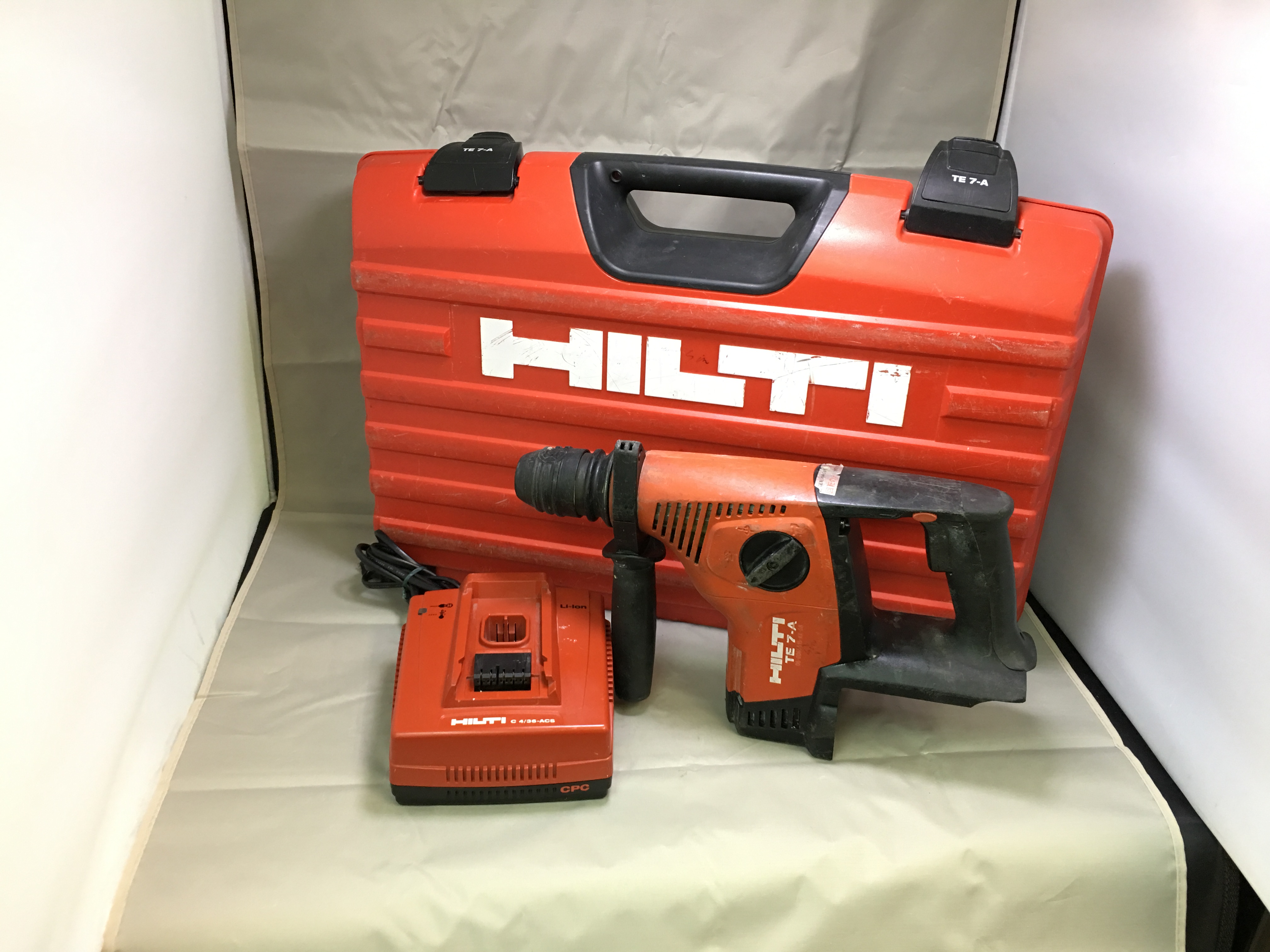 海部郡蟹江町　愛知県　工具買取王国蟹江店　高価買取　電動工具　HILTI 充電式ロータリーハンマドリルTE7-A