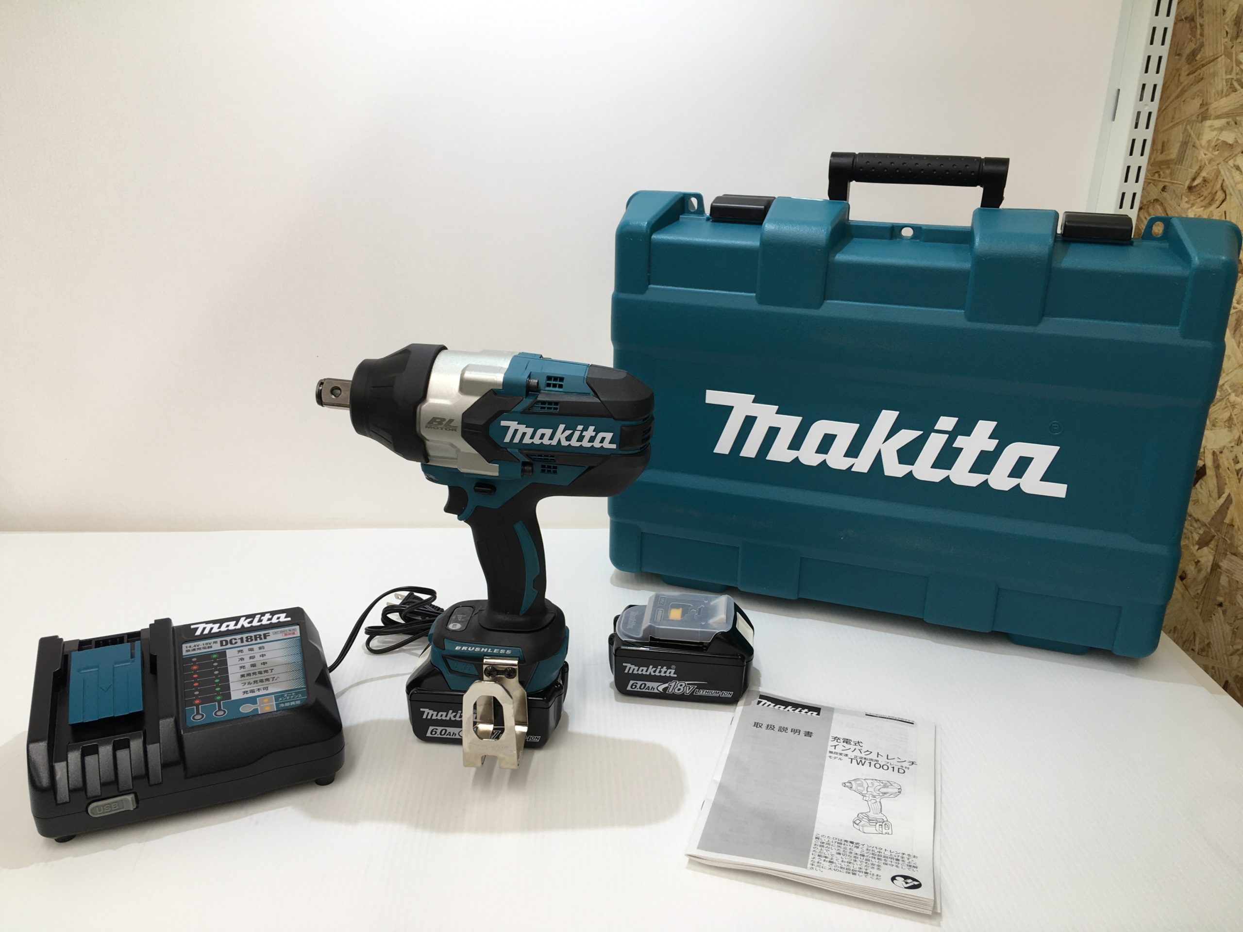 makita 18V充電式インパクトレンチ　TW1001DRGX