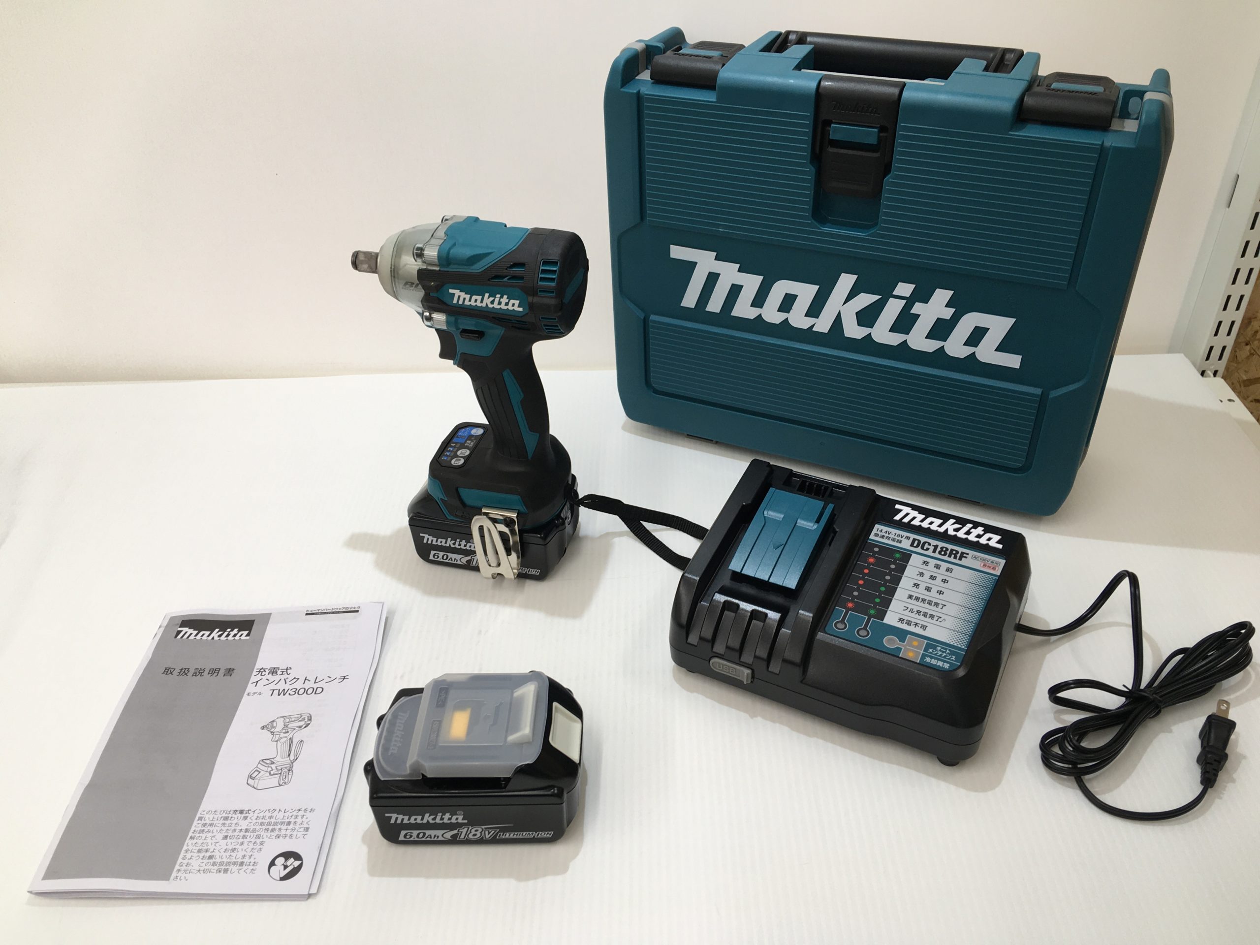 makita 18V充電式インパクトレンチ　TW300DRGX