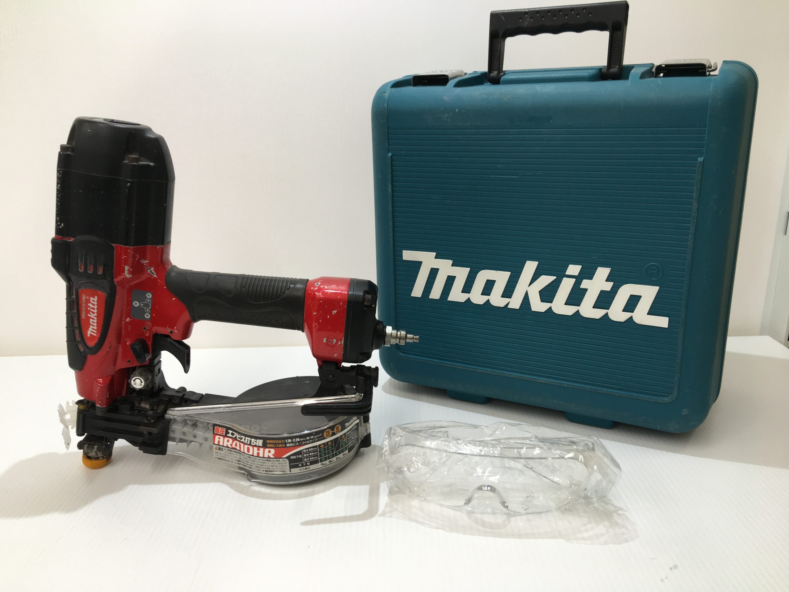 makita 高圧ビス打ち機　AR410HR