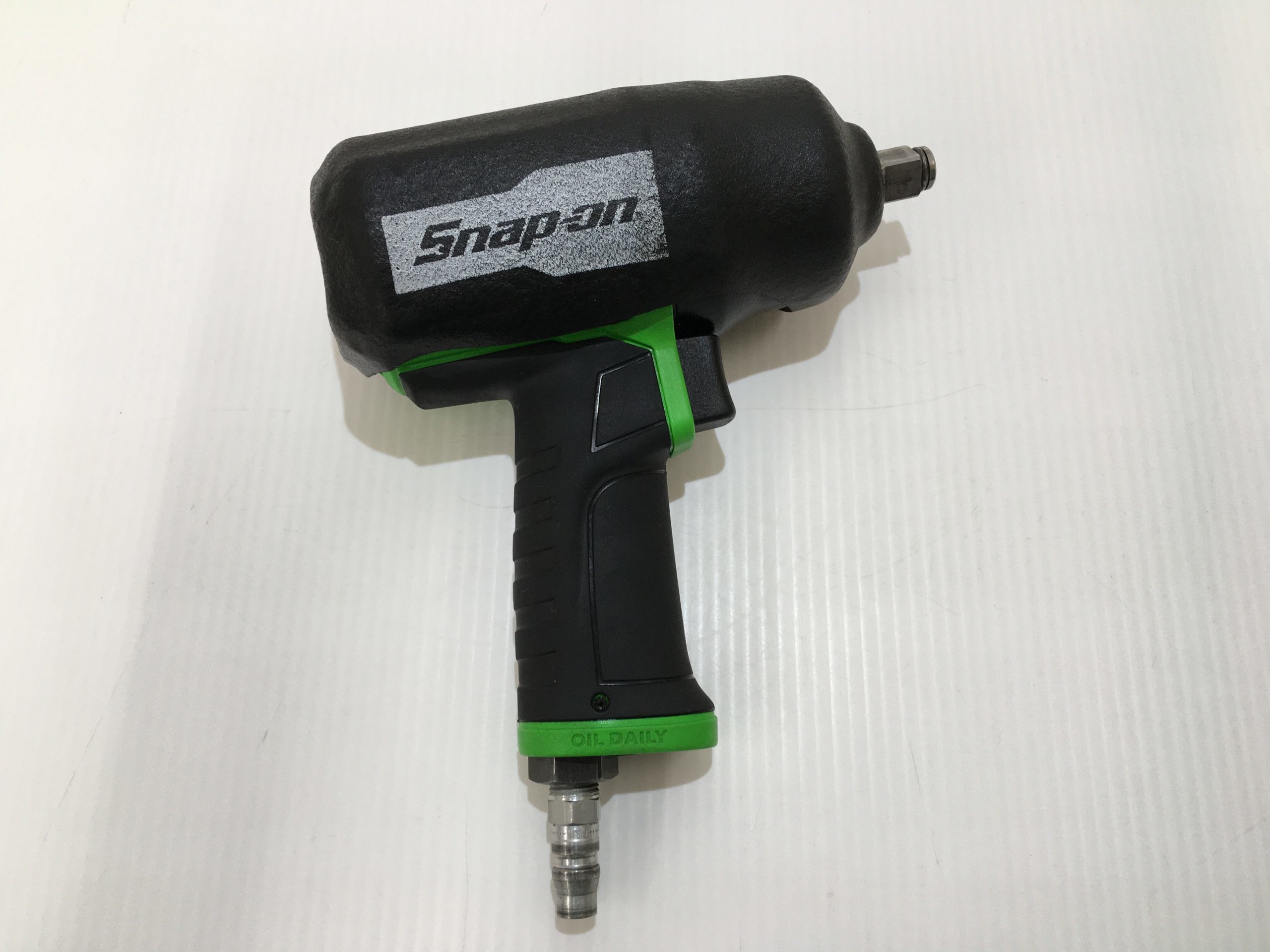 Snap-on エアインパクトレンチ カバー付き　PT850JG