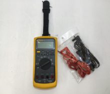 FLUKE デジタルマルチメーター　87V