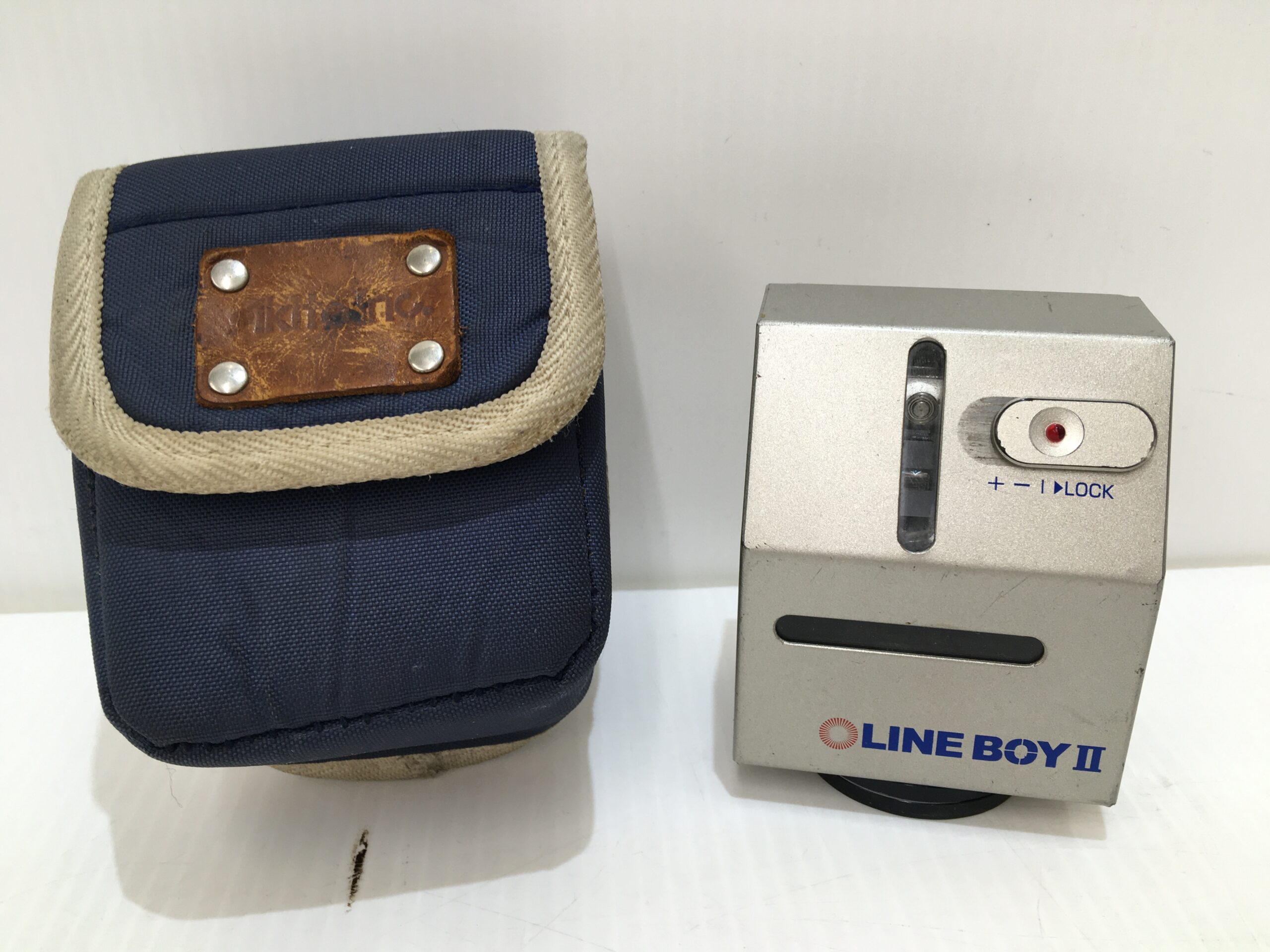 LINE BOY2　レーザー墨出し器 AKITO INC